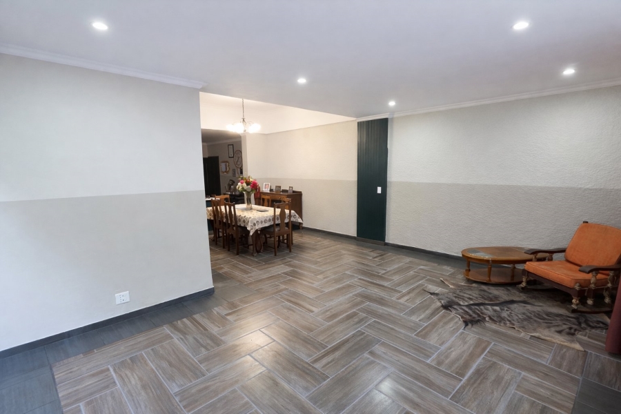 6 Bedroom Property for Sale in Sasolburg Ext 23 Free State